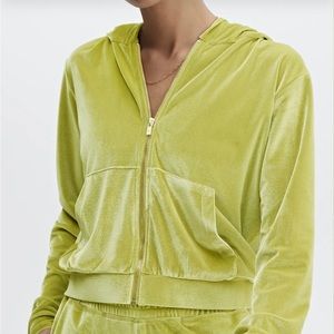 Fabletics Medium Green Donna Velour Hoodie